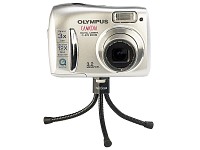 Somikon Micro-Kamera-Stativ mit flexiblen Standbeinen (8 cm); UHD-Action-Cams 